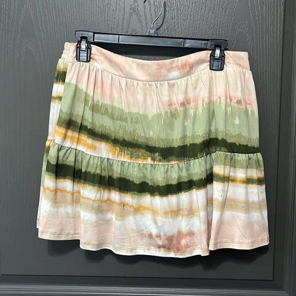 Girls crop top and tiered skirt size 16.5 - Picture 3 of 5